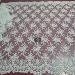Дантела 705
